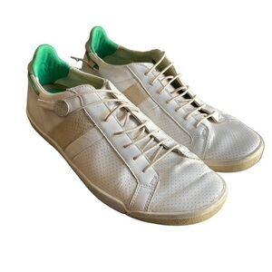 Plae Unisex White Leather Sneakers Shoes Women’s Size 10 Men’s Size 8.5 Used